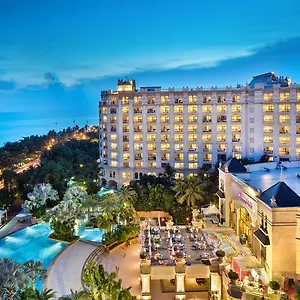 ***** Resort Crowne Plaza Bay By Ihg China